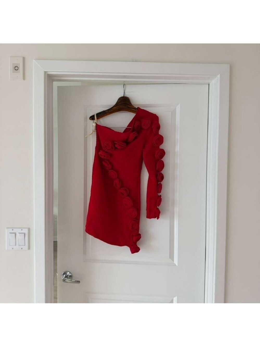 Farm Rio Red Roses One-Shoulder Slim Mini Dress - Picture 5 of 10